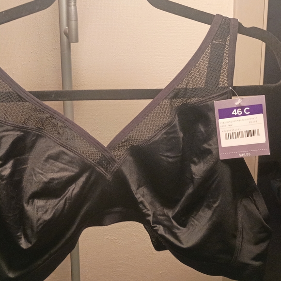 Other - Elegant Black Women's Intimate Bra